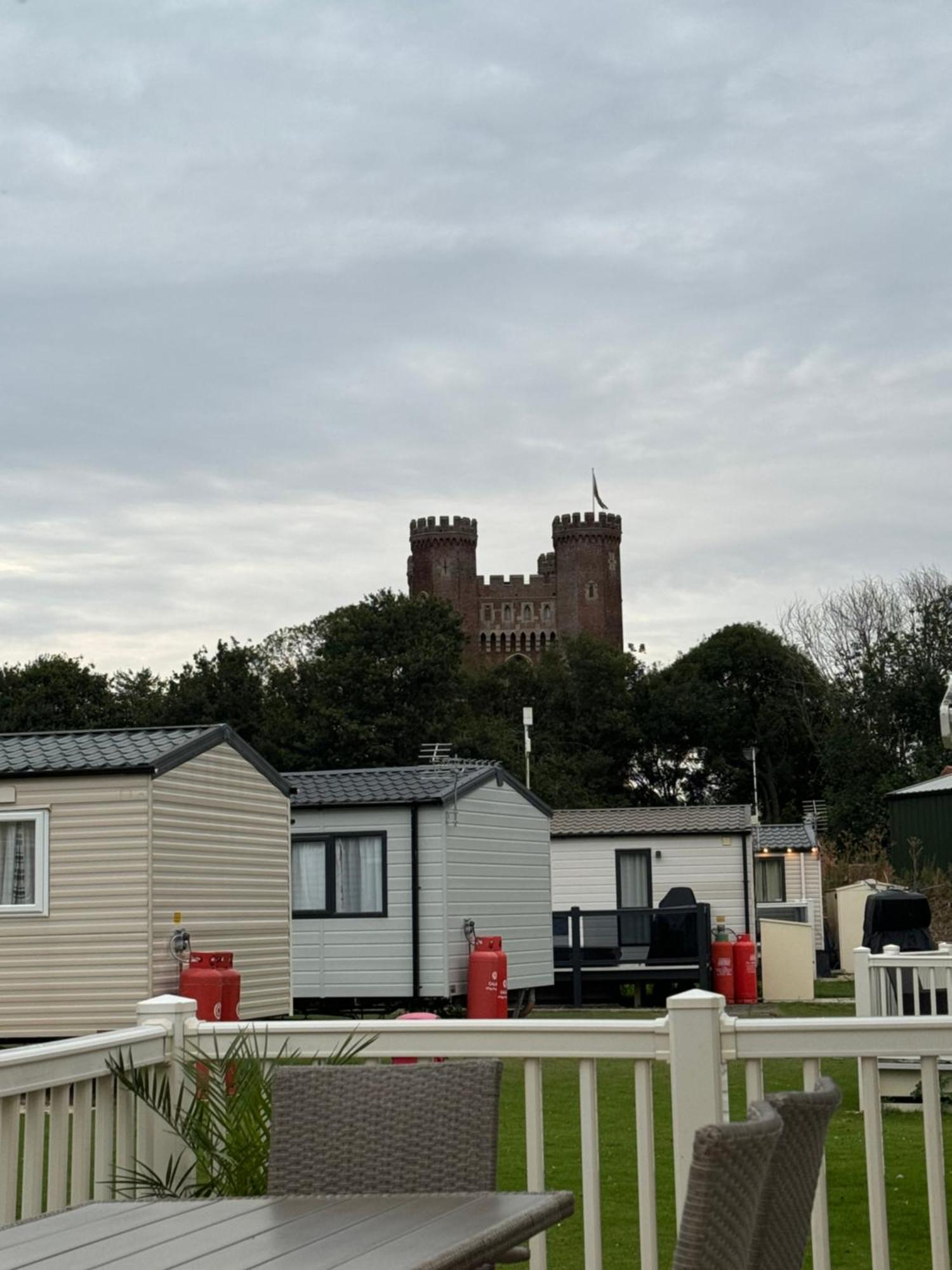 Hot Tub Retreat At Tattershall Lakes المظهر الخارجي الصورة