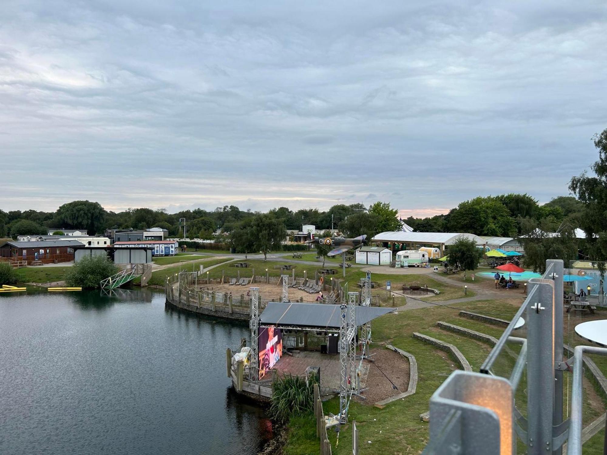 Hot Tub Retreat At Tattershall Lakes المظهر الخارجي الصورة